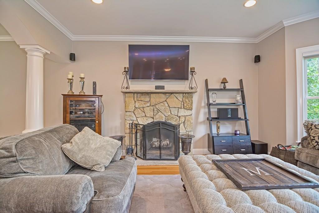 67 Swift Road Framingham, MA 01702 - Photo 9 of 33 Gallery Image 9