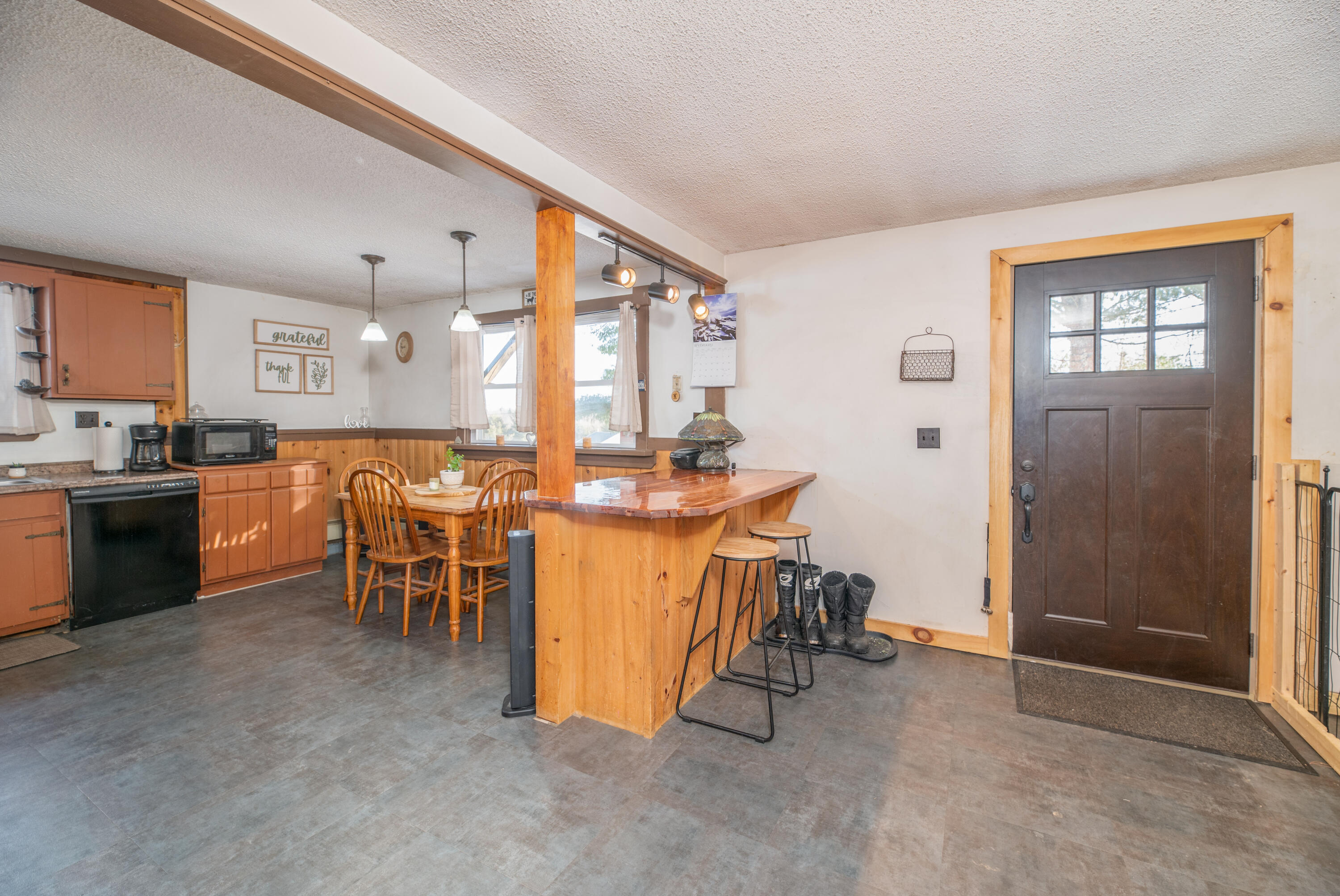 1067 Manchester Road Belgrade, ME 04917 - Photo 3 of 36 Main Entry
