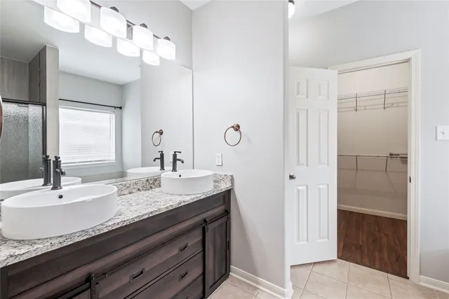 $300,000 | 3031 Sweet Gum Bay Court, Dickinson, TX 77539