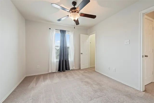 $300,000 | 3031 Sweet Gum Bay Court, Dickinson, TX 77539