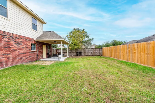 $300,000 | 3031 Sweet Gum Bay Court, Dickinson, TX 77539
