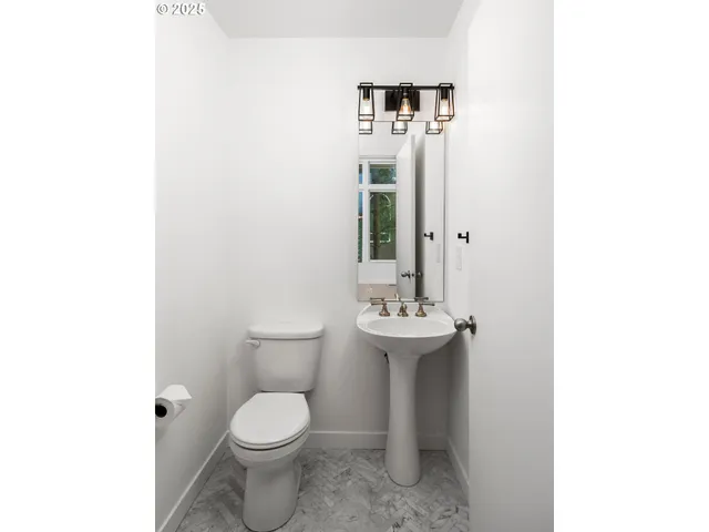 $775,000 | 3140 Northeast Rocky Butte Lane, Portland, OR 97220