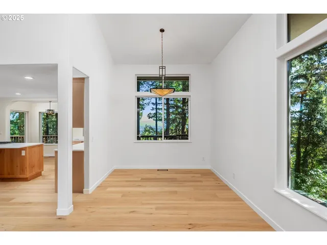 $775,000 | 3140 Northeast Rocky Butte Lane, Portland, OR 97220