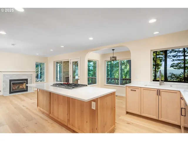 $775,000 | 3140 Northeast Rocky Butte Lane, Portland, OR 97220