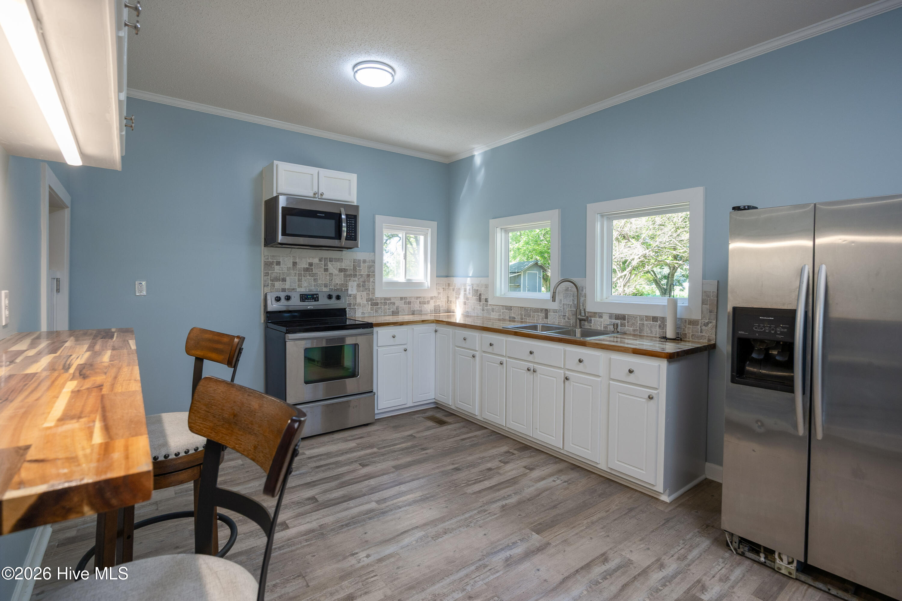 331 W Road Turkey, NC 28393 - Photo 7 of 33