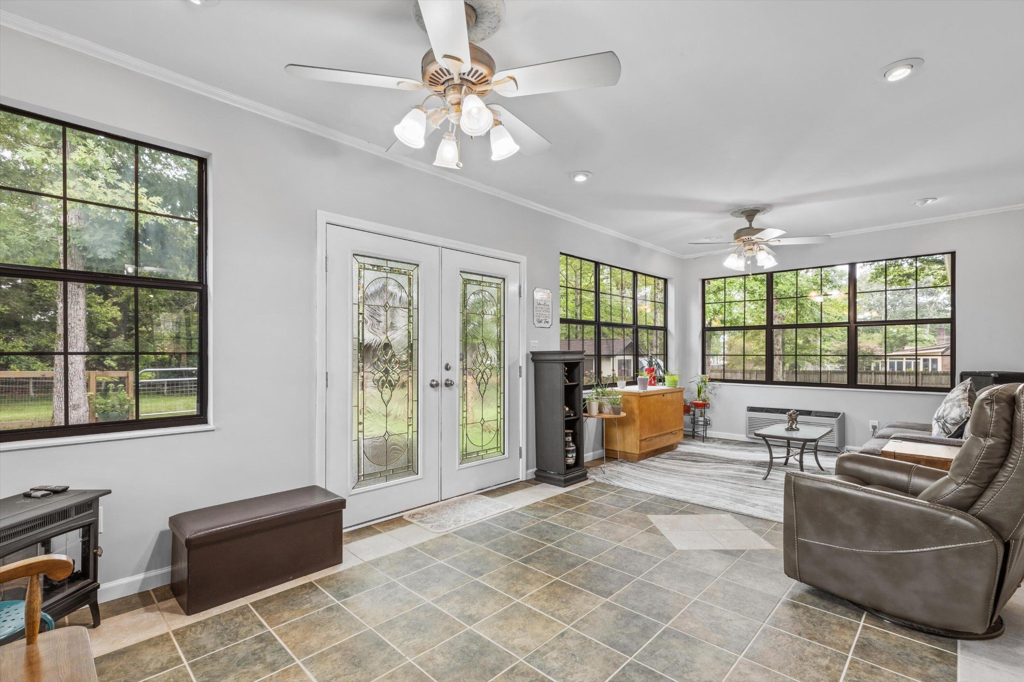325 Poplar Street Sevierville, TN 37862 - Photo 16 of 43 Gallery Image 16