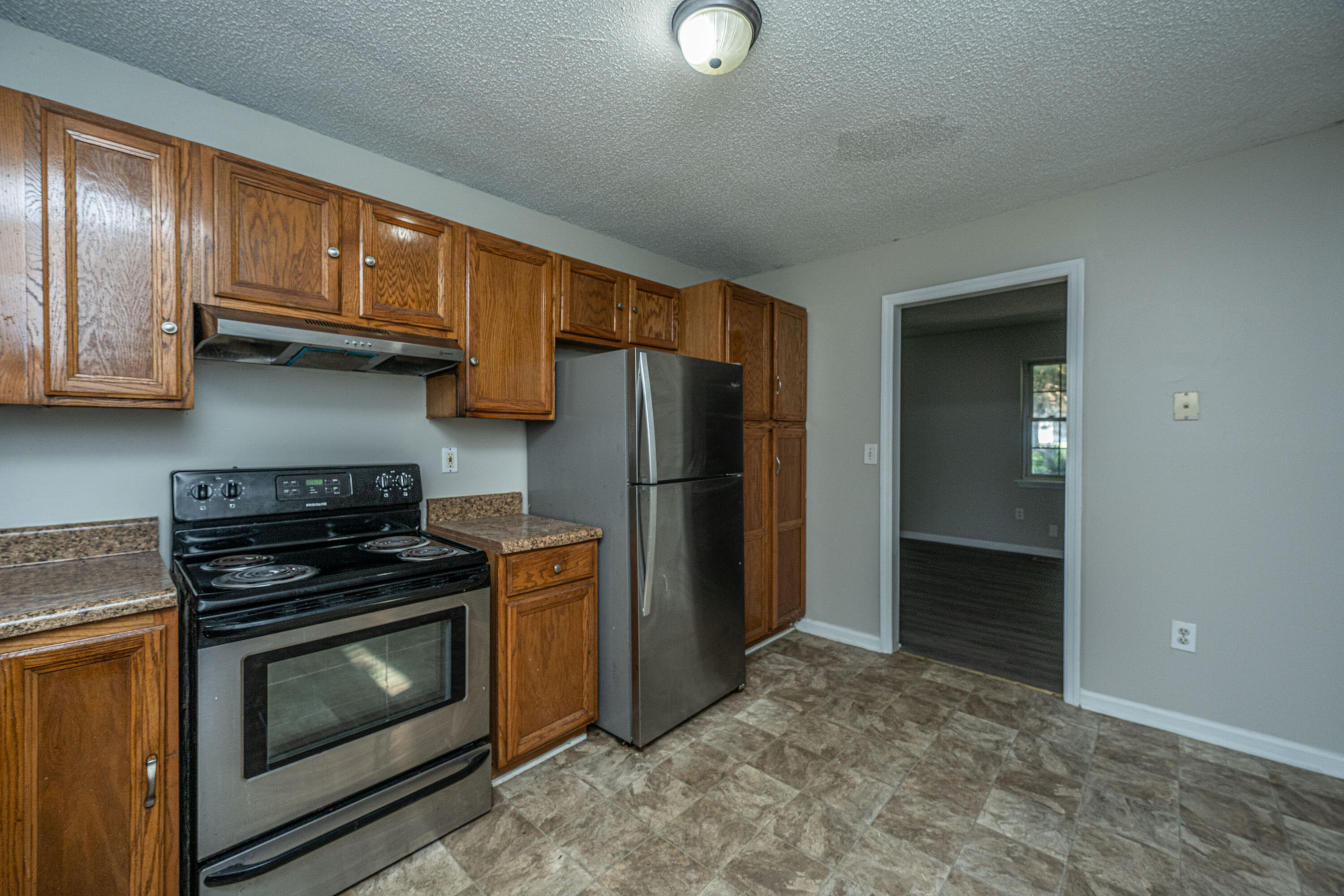 218 Triver Drive Moncks Corner, SC 29461 - Photo 16 of 37 218TriversDr013