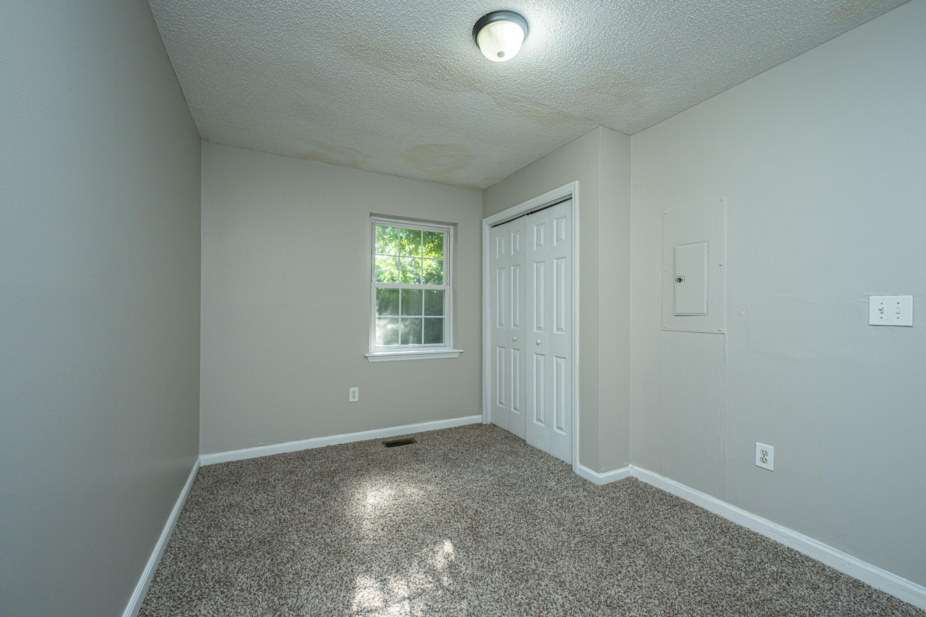 218 Triver Drive Moncks Corner, SC 29461 - Photo 21 of 37 218TriversDr019