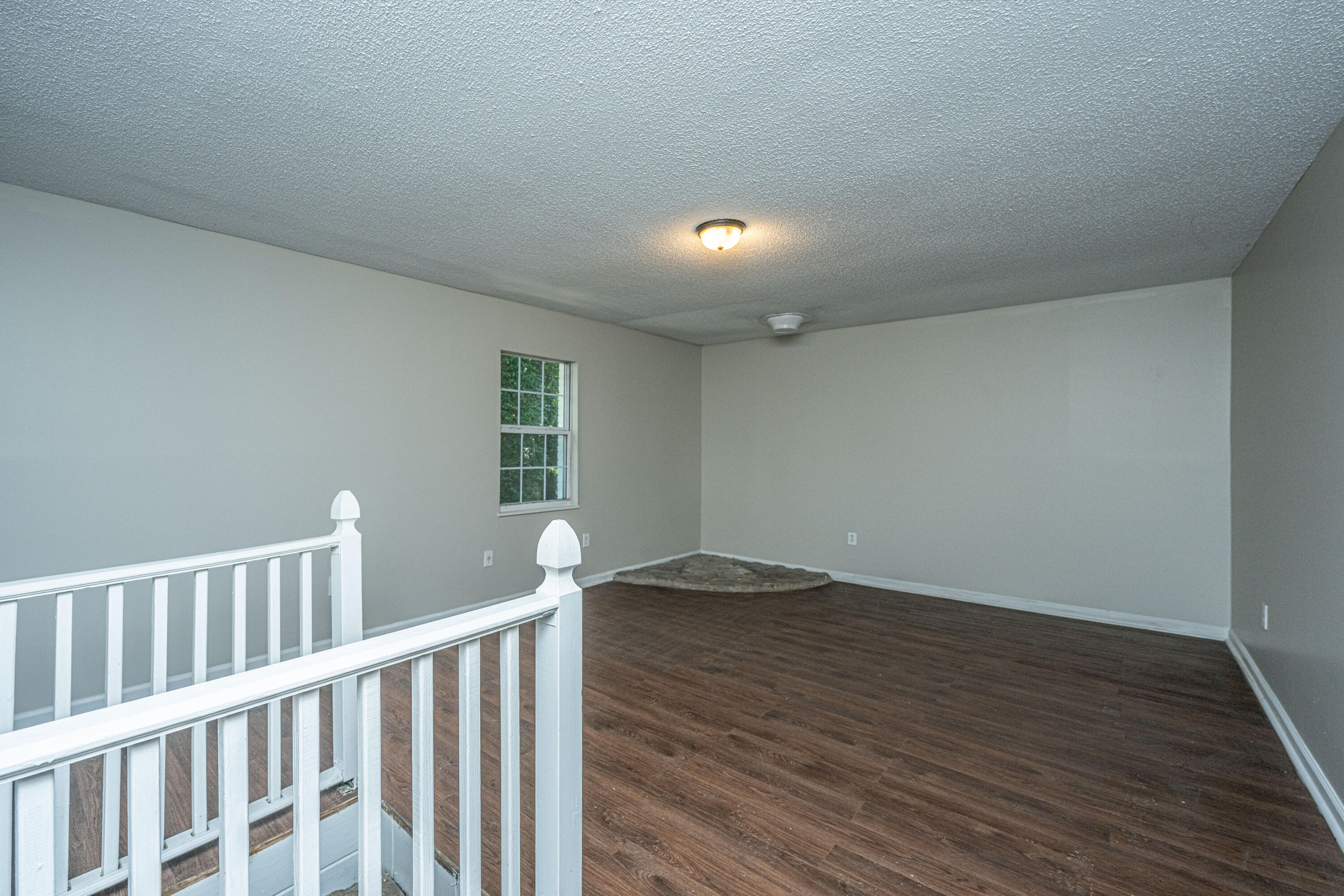 218 Triver Drive Moncks Corner, SC 29461 - Photo 4 of 37 218TriversDr014