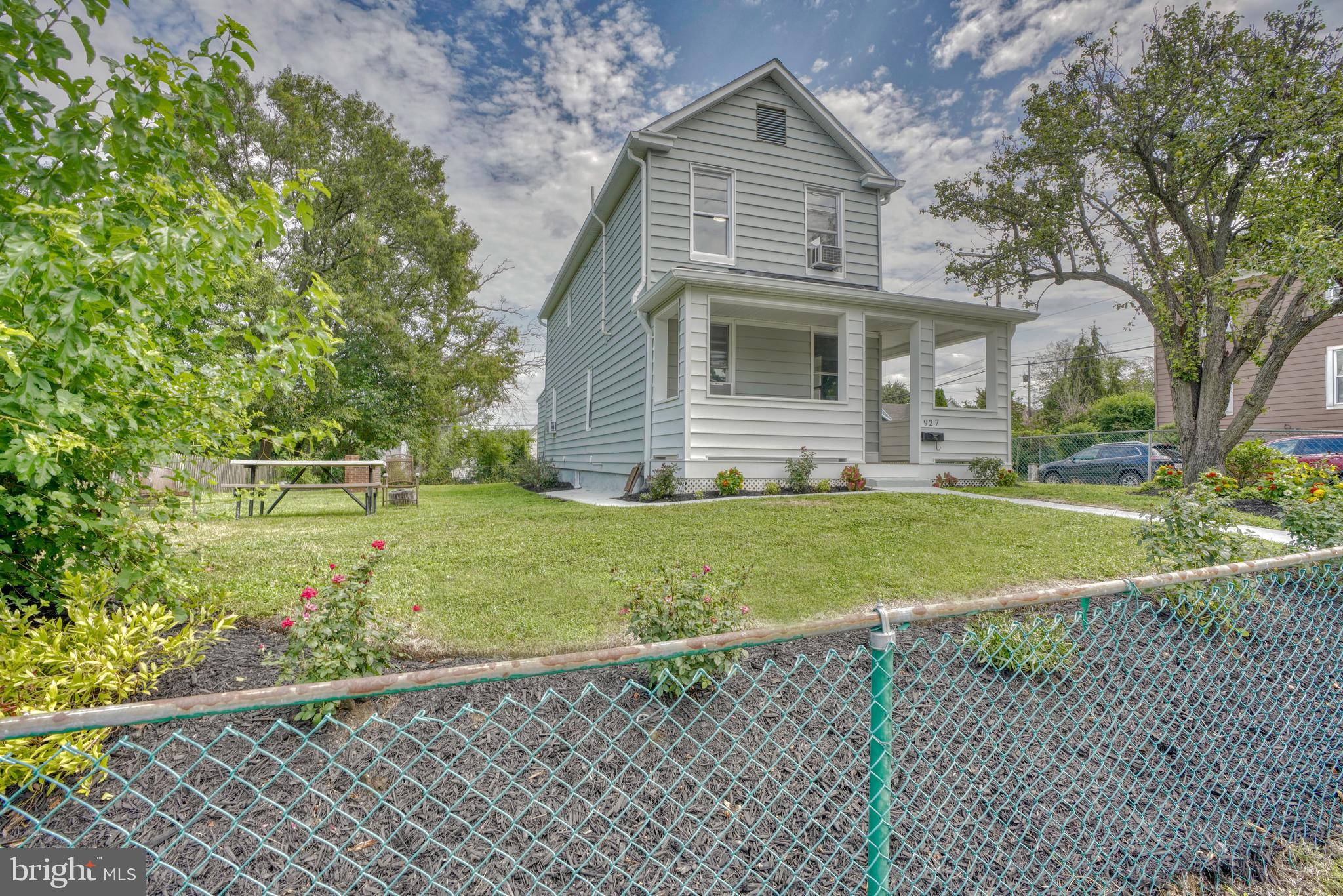 927 Desoto Road Baltimore, MD 21223 - Photo 3 of 25