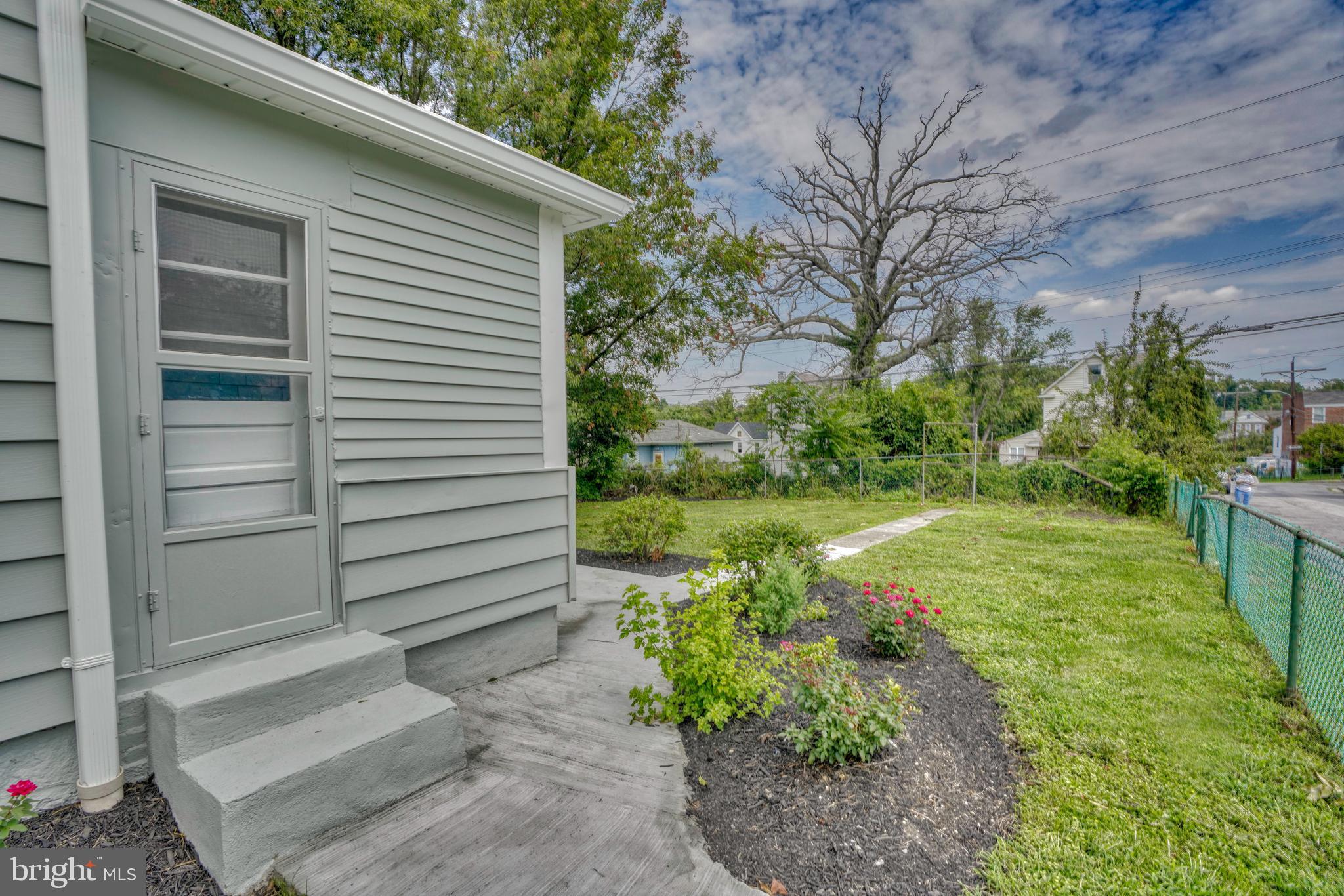 927 Desoto Road Baltimore, MD 21223 - Photo 6 of 25