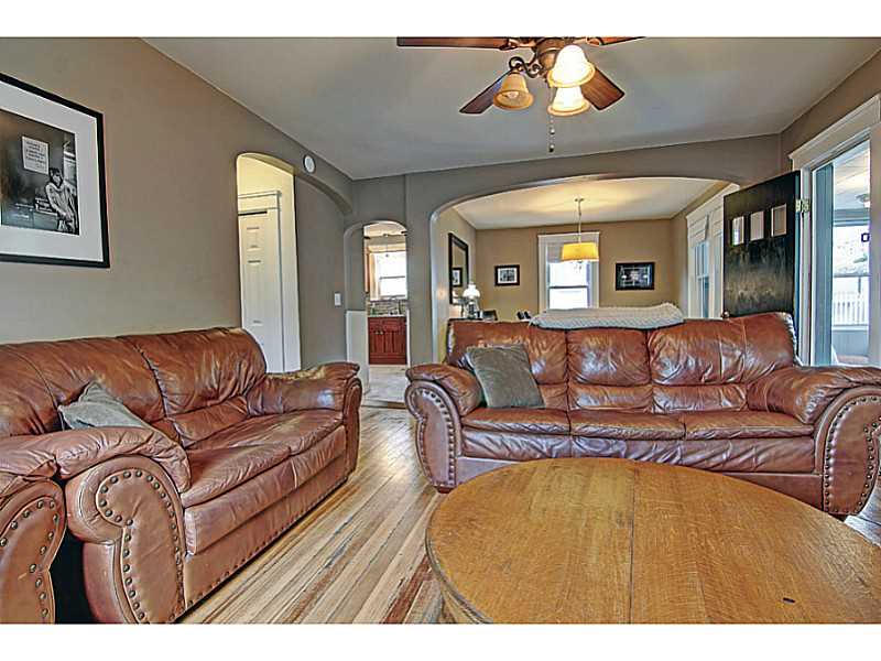 363 Dunlap Street Woonsocket, RI 02895 - Photo 5 of 23 Living Room.