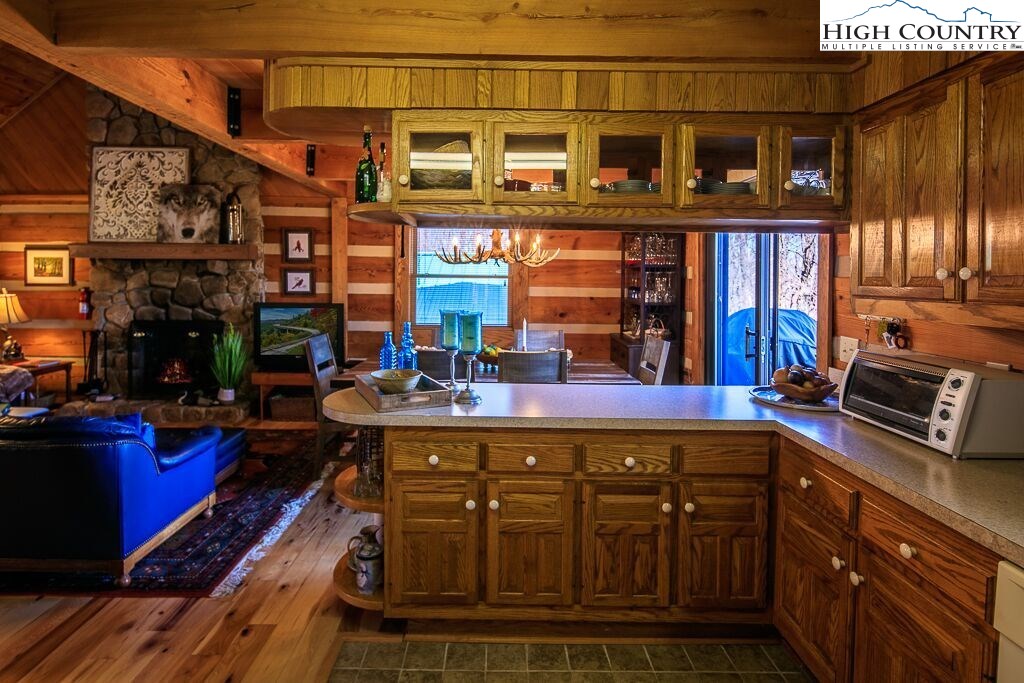690 Rainbow Mountain Road Boone, NC 28607 - Photo 14 of 37 Gallery Image 14