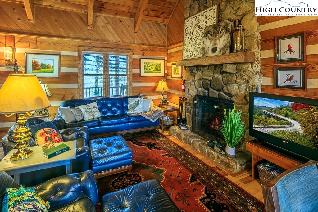 690 Rainbow Mountain Road Boone, NC 28607 - Photo 5 of 37 Gallery Image 5