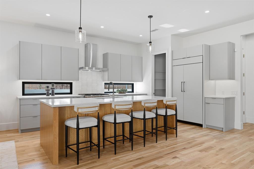 8806 Diceman Drive Dallas, TX 75218 - Photo 11 of 31