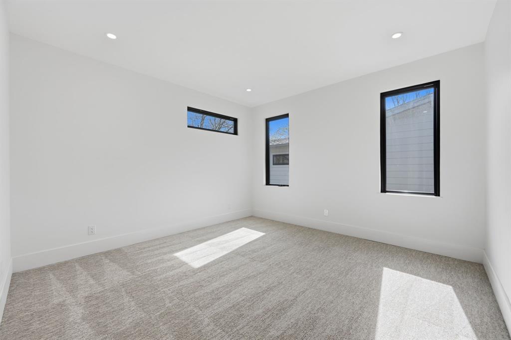 8806 Diceman Drive Dallas, TX 75218 - Photo 22 of 31