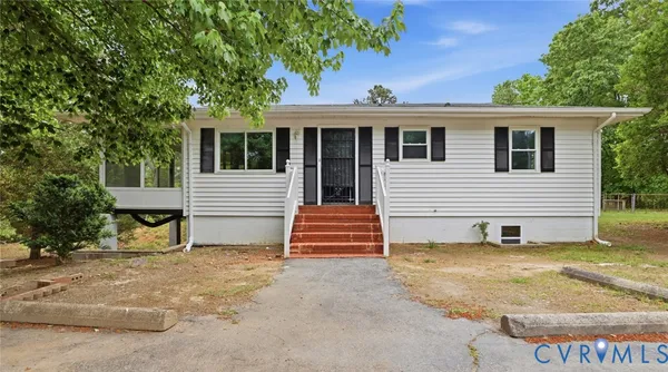 $260,000 | 5431 West Hundred Road, Chester, VA 23831