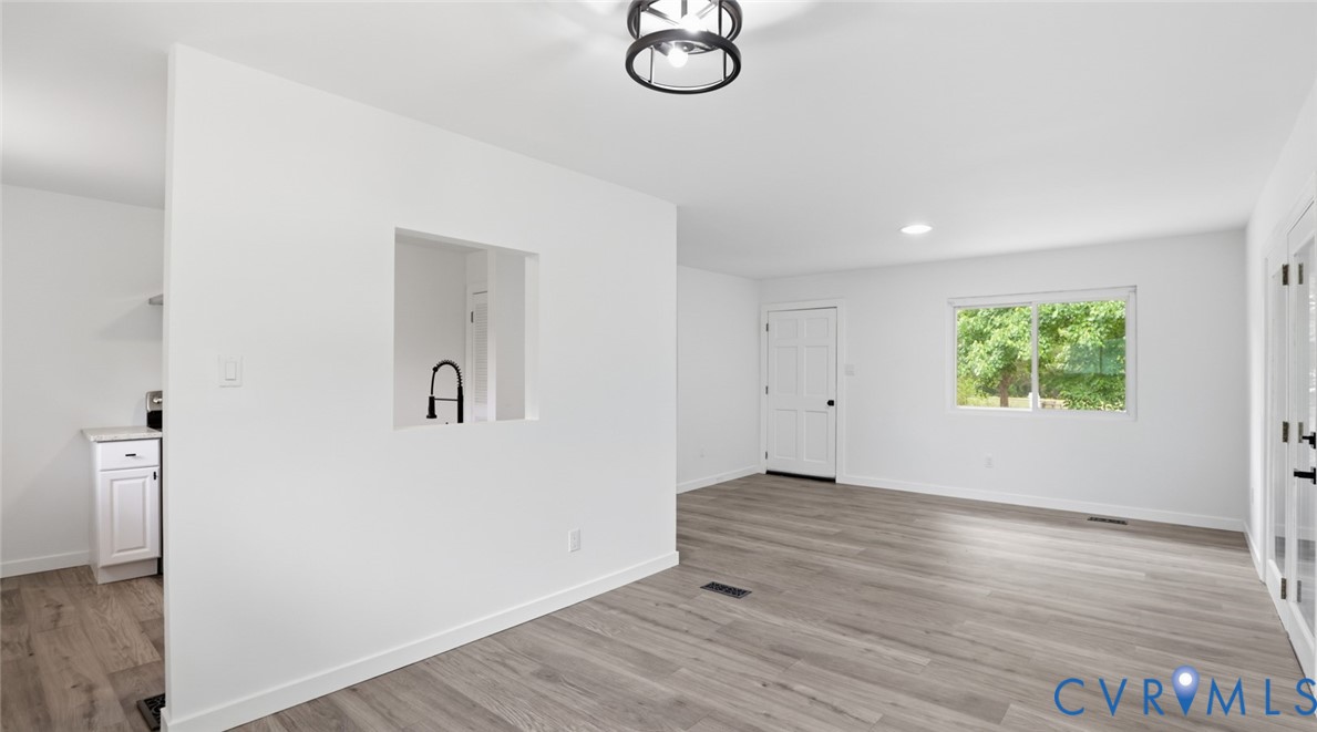 5431 West Hundred Road Chester, VA 23831 - Photo 19 of 46