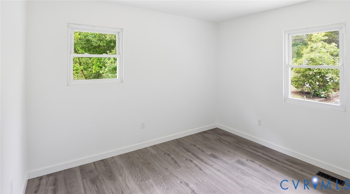 5431 West Hundred Road Chester, VA 23831 - Photo 10 of 46