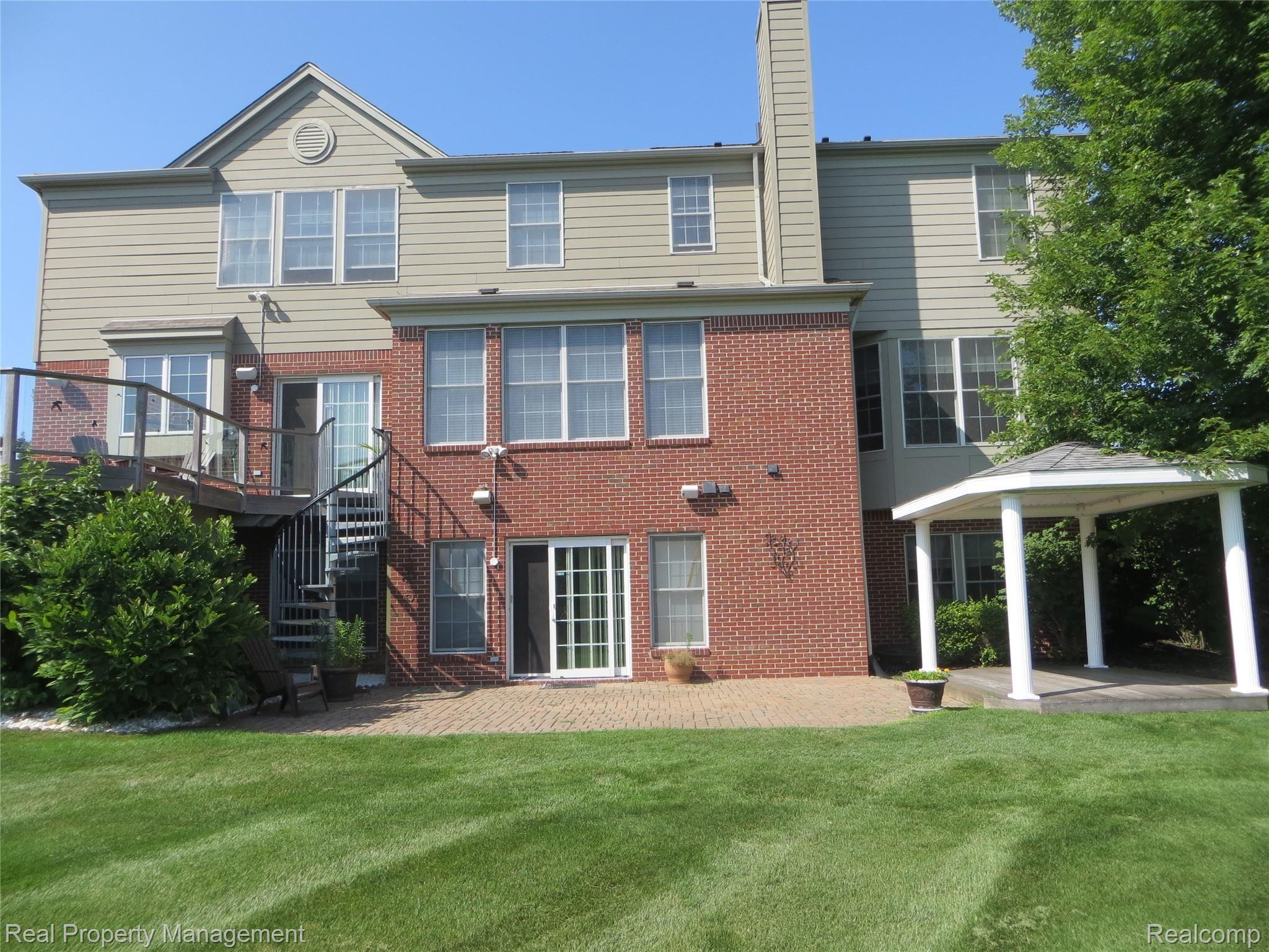 5650 Stonehaven Boulevard Rochester, MI 48306 - Photo 58 of 59 IMG_6671.JPG