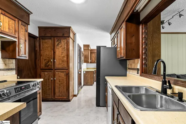 $265,000 | 200 Tiffany Drive, Anderson, SC 29625