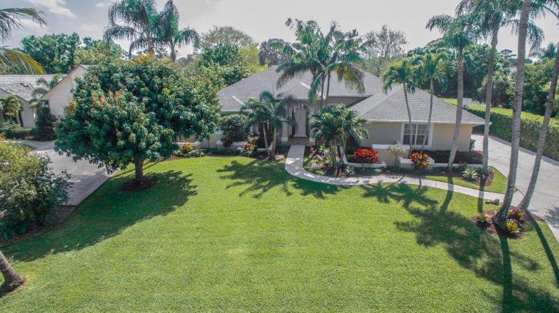 19654 Red Maple Lane Jupiter, FL 33458 - Photo 30 of 35 31 FCtrLA