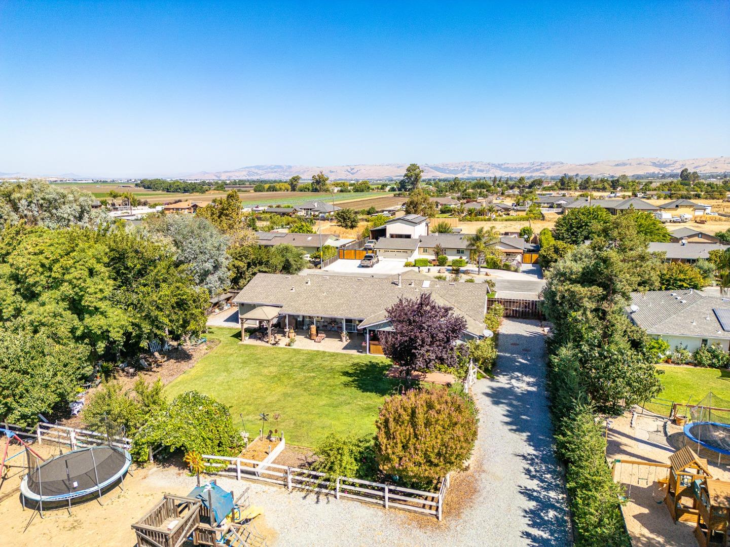 150 Jonquil Lane Hollister, CA 95023 - Photo 49 of 61