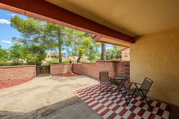 $294,000 | 10127 East Arizmo Street, Tucson, AZ 85748