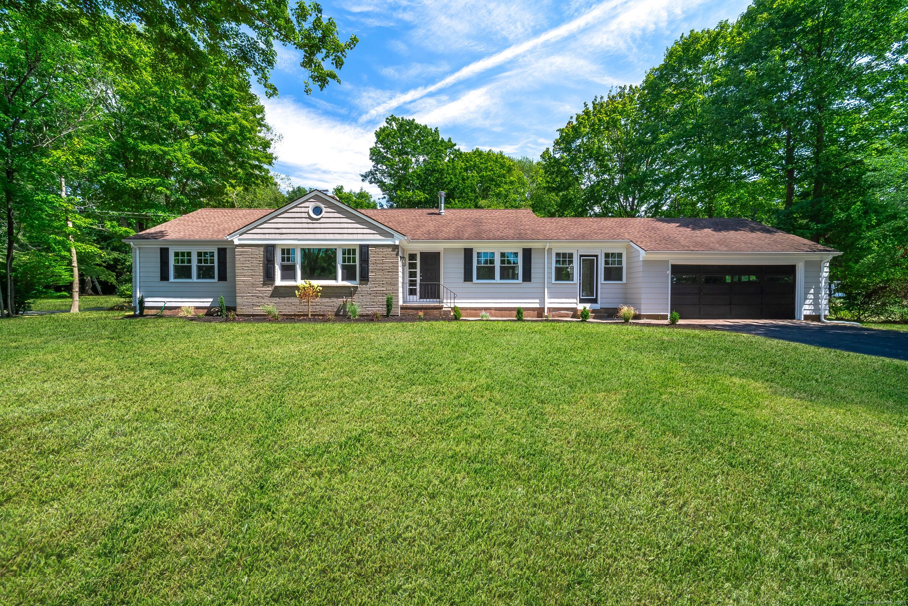 1819 Ridge Road North Haven, CT 06473 - Photo 1 of 1 Gallery Image 1