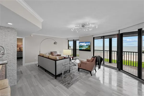 $20,000 | 9653 Gulf Shore Drive, Unit 203, Naples, FL 34108