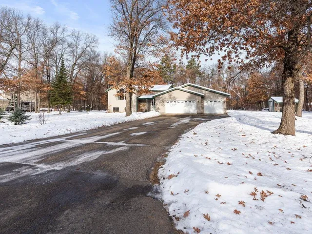 $374,900 | 3884 Woodlawn Street Northwest, Brainerd, MN 56401