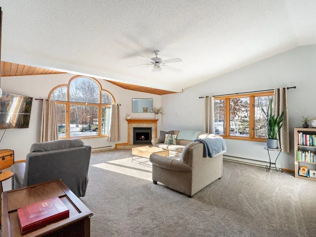 $374,900 | 3884 Woodlawn Street Northwest, Brainerd, MN 56401