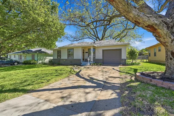 $1,650 | 5406 Vicki Street, Haltom City, TX 76117