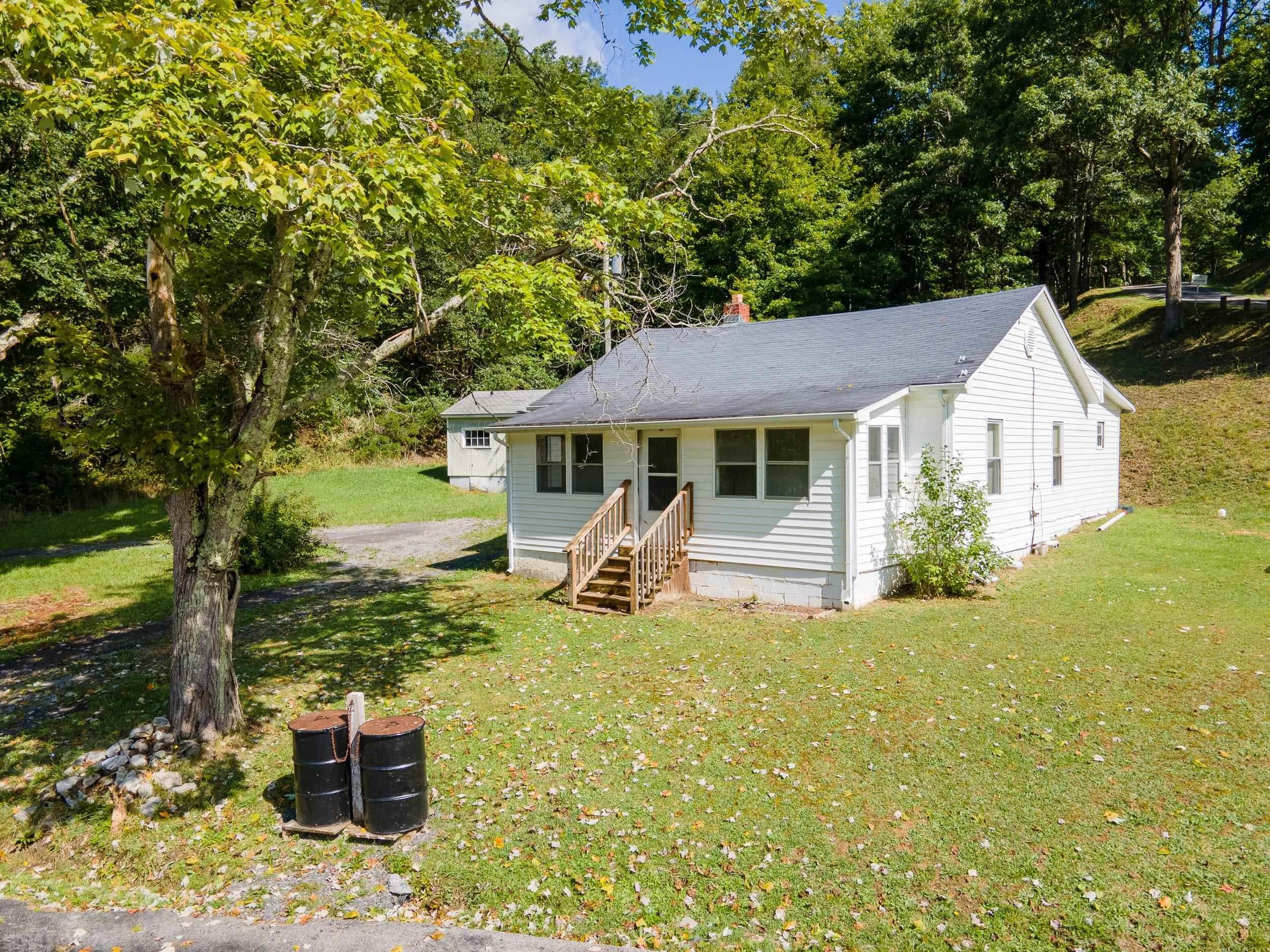 8090 Wilderness Road Bland, VA 24315 - Photo 2 of 50 Gallery Image 2