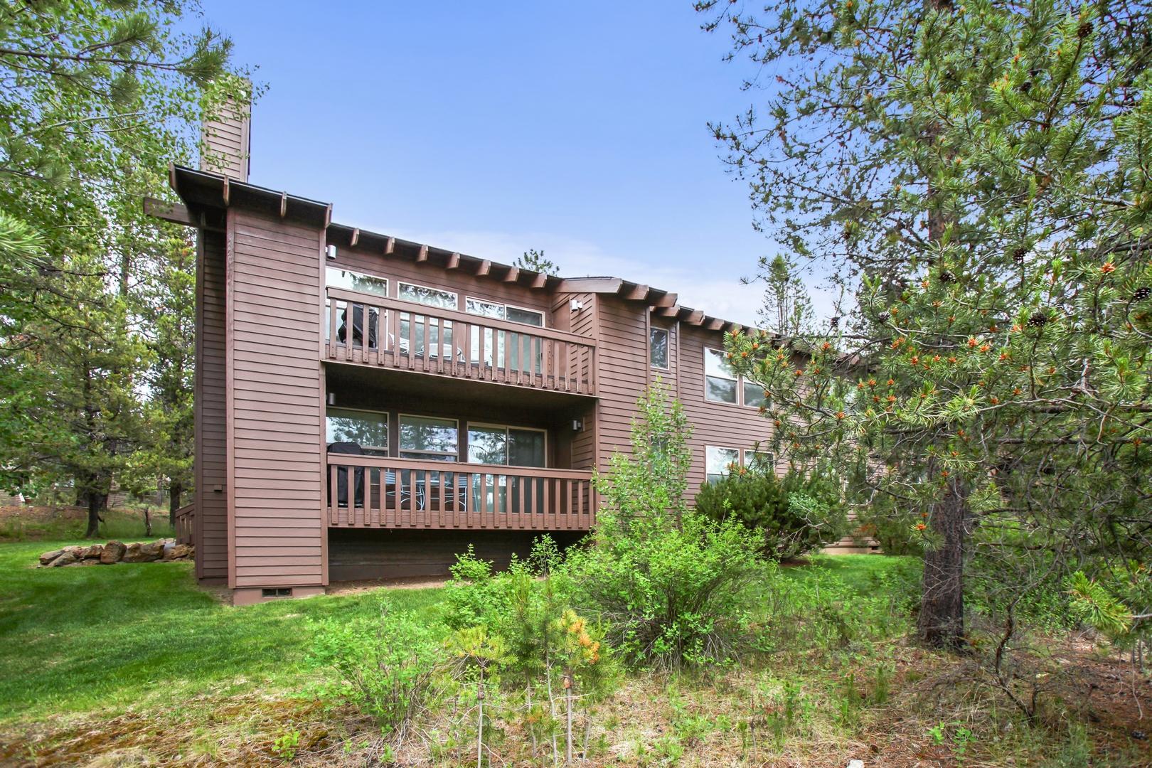 57321 Beaver Ridge Loop, Unit 1 Sunriver, OR 97707 - Photo 27 of 28 R1 view from frisbee golf area of condo