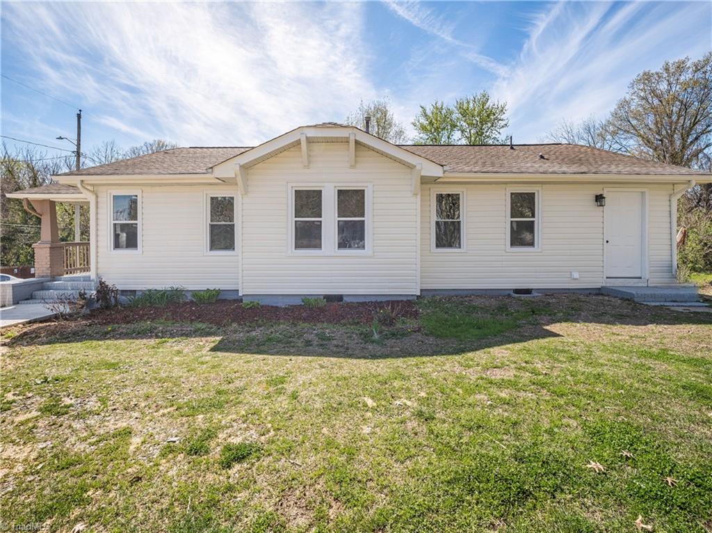 528 Roy Avenue High Point, NC 27260 - Photo 4 of 27