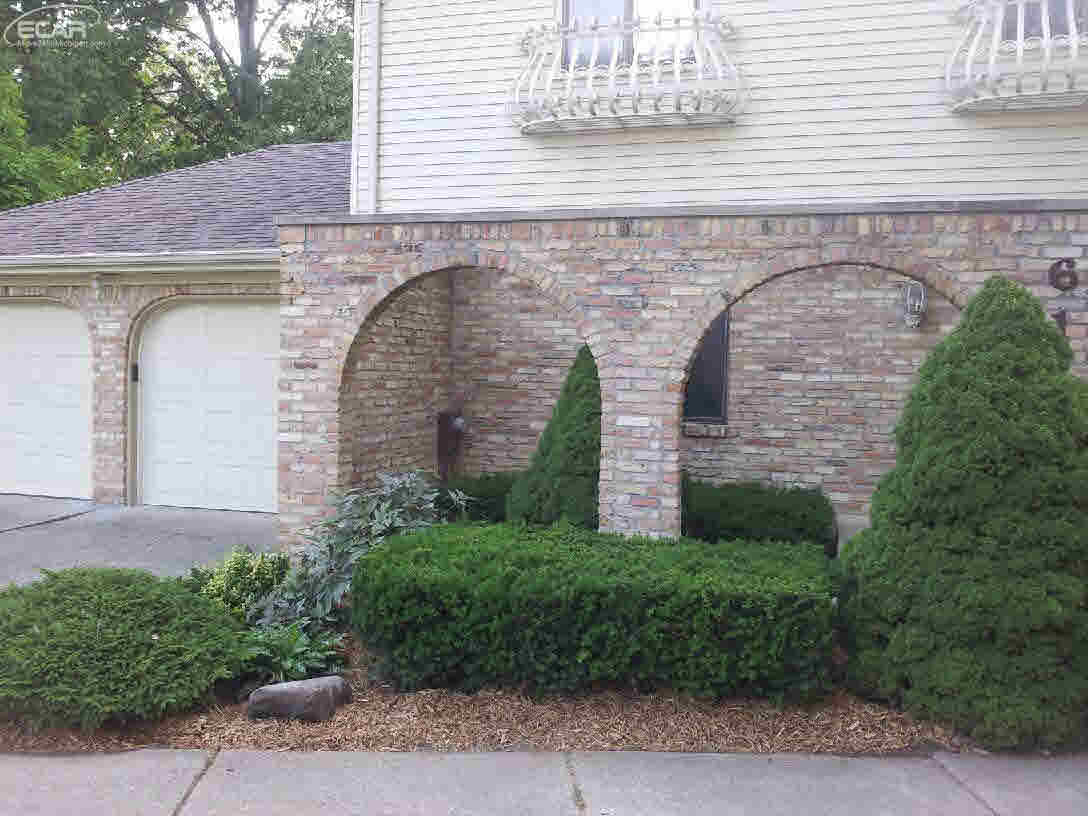 6176 Kings Shire Road Grand Blanc, MI 48439 - Photo 26 of 27 21320886-25.JPG