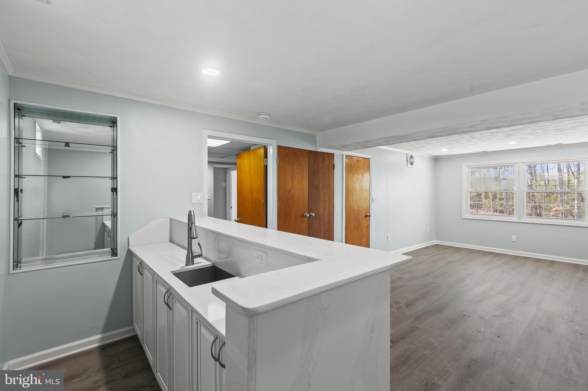 23562 Myrtle Point Road California, MD 20619 - Photo 23 of 42 Downstairs Wet Bar