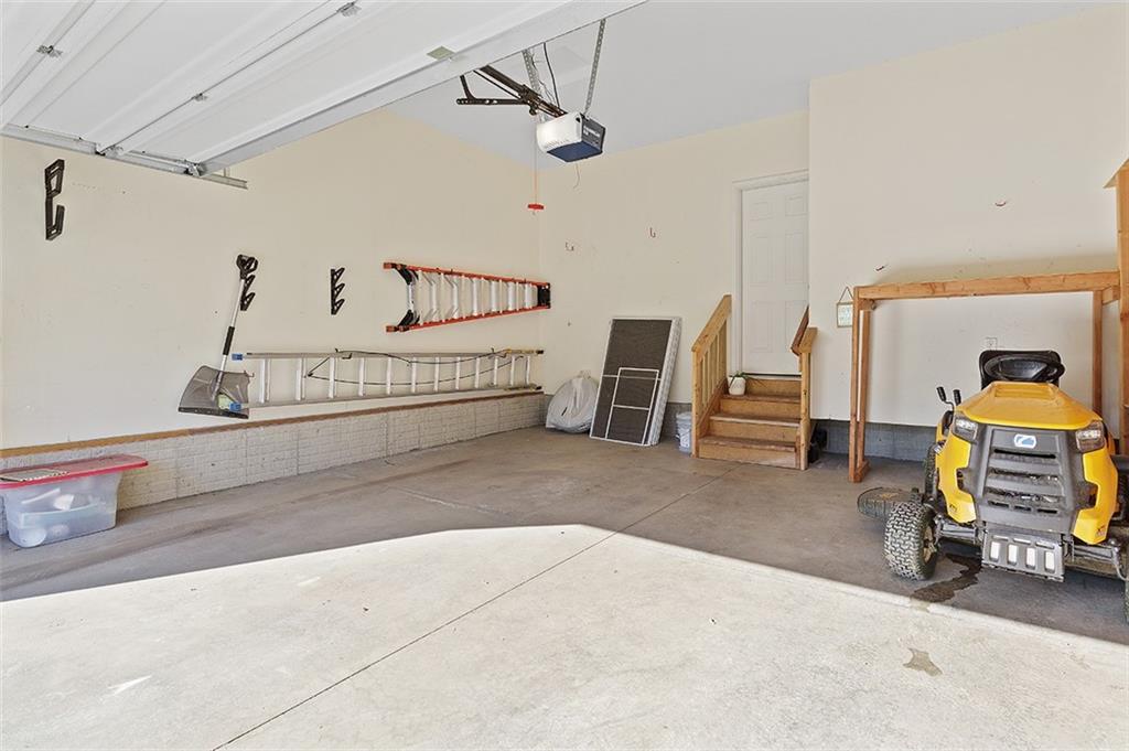 289 Shutt Road Greensburg, PA 15601 - Photo 15 of 25 Gallery Image 15
