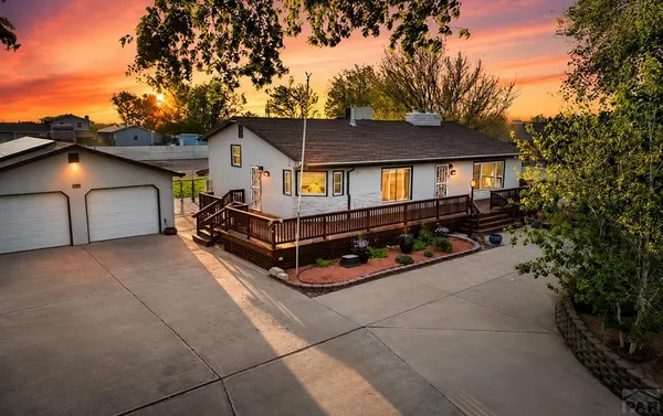 $499,900 | 1069 Meadow Lane, Pueblo, CO 81006