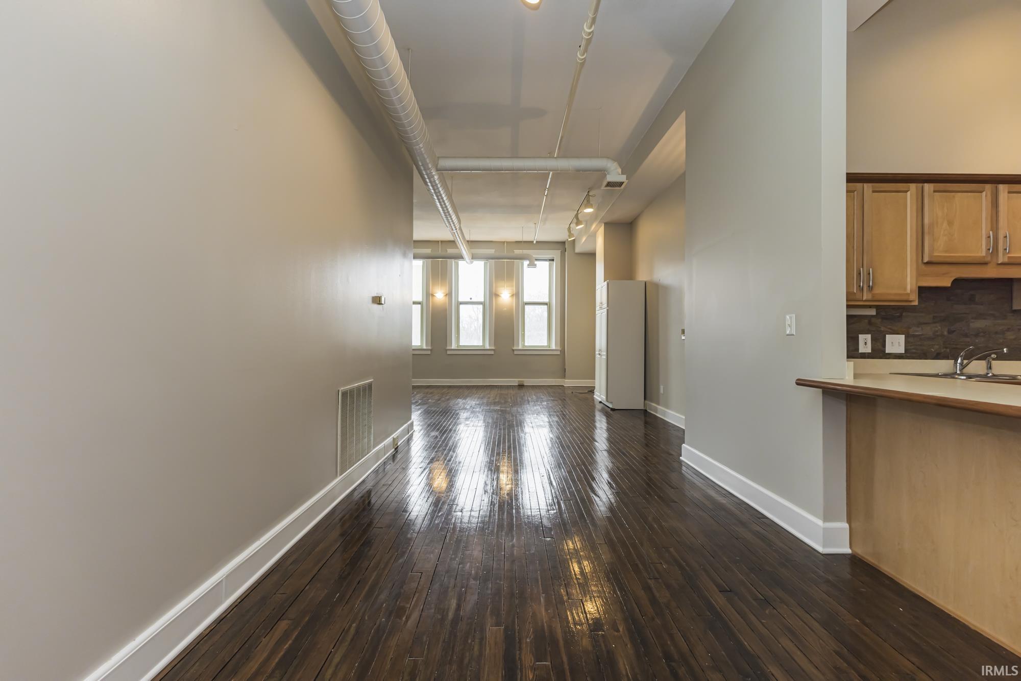 301 South Walnut Street, Unit 206 Muncie, IN 47305 - Photo 14 of 17