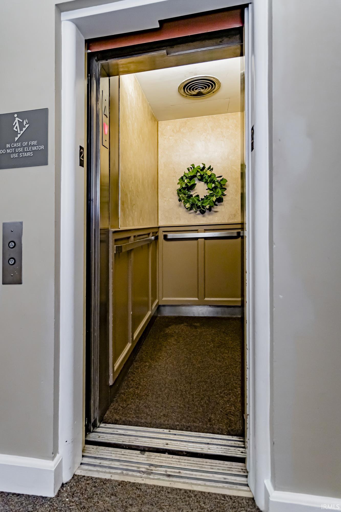 301 South Walnut Street, Unit 206 Muncie, IN 47305 - Photo 3 of 17