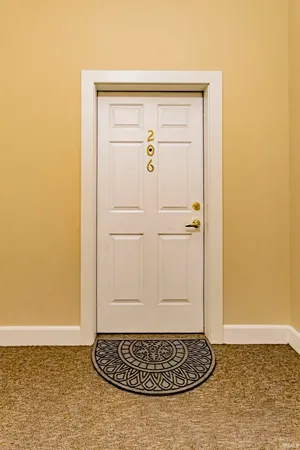 $143,900 | 301 South Walnut Street, Unit 206, Muncie, IN 47305