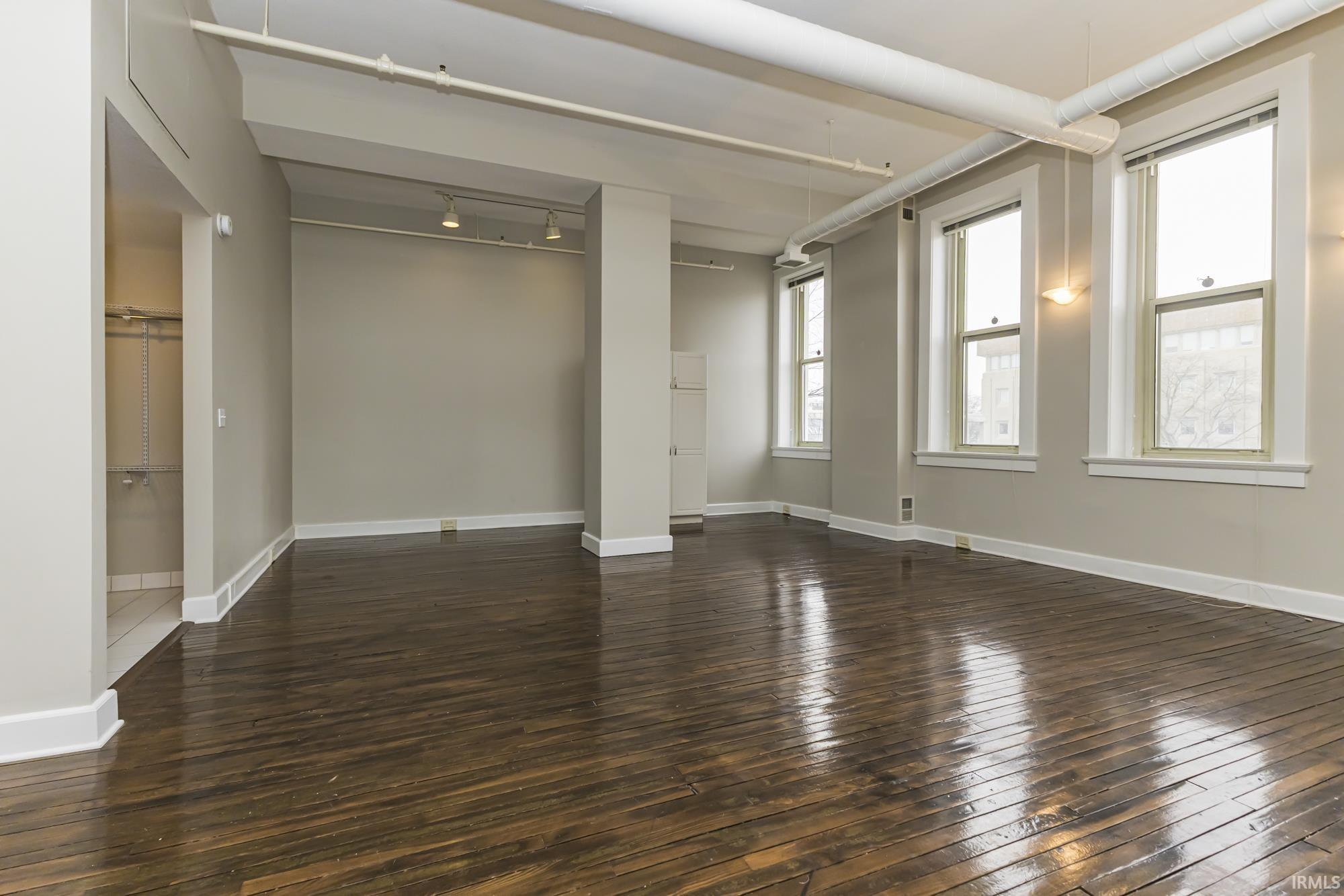 301 South Walnut Street, Unit 206 Muncie, IN 47305 - Photo 7 of 17