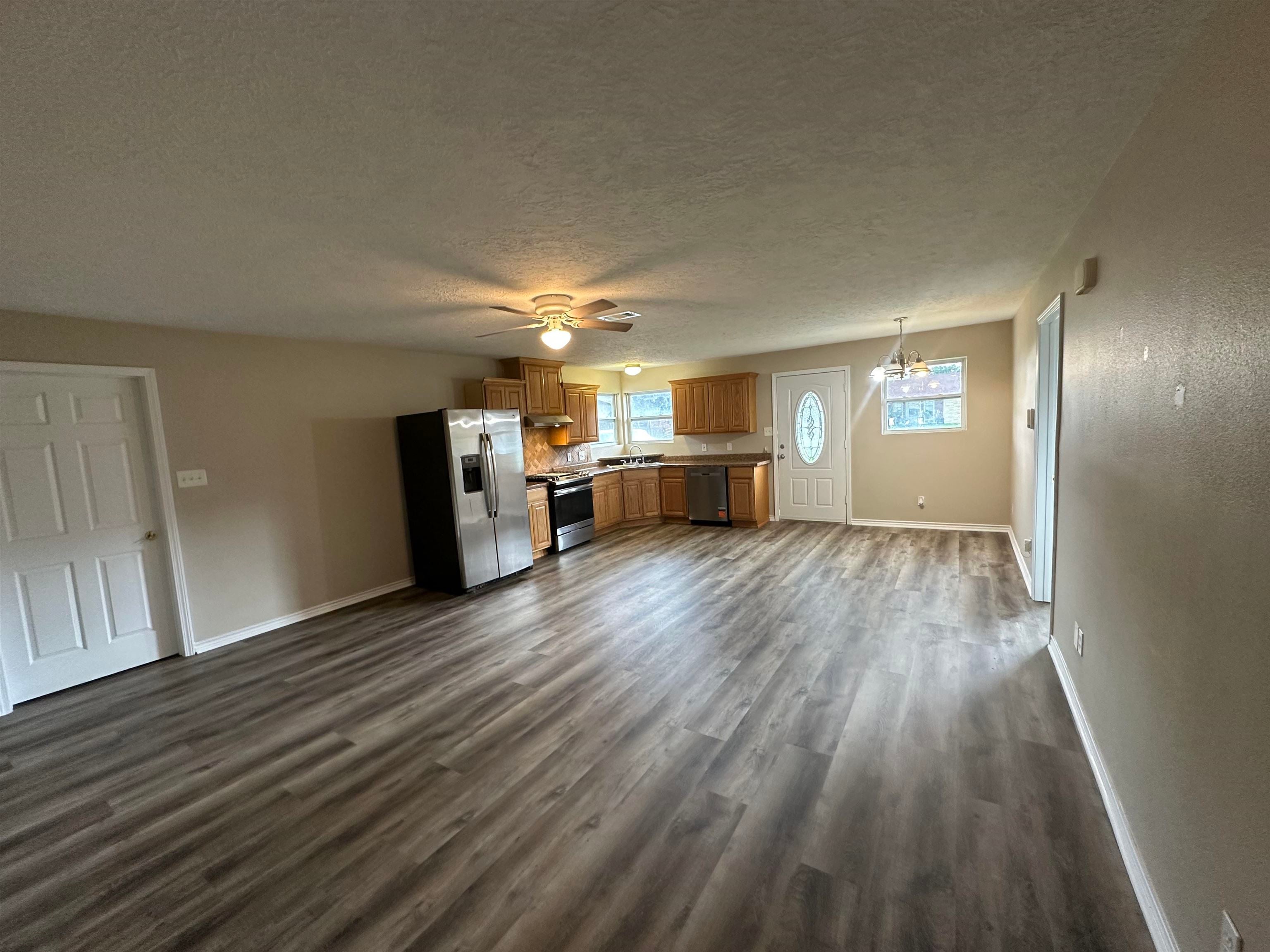 495 Rachal Avenue Bridge City, TX 77611 - Photo 12 of 21 Gallery Image 12