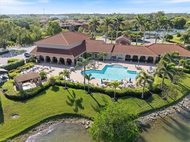 $270,000 | 6560 Huntington Lakes Circle, Unit 102, Naples, FL 34119