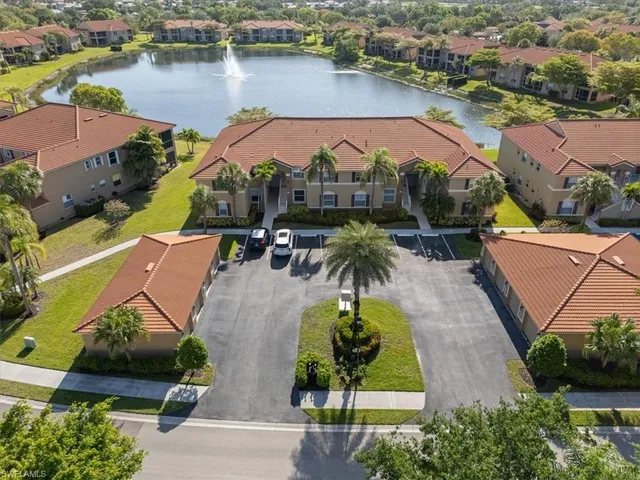 $270,000 | 6560 Huntington Lakes Circle, Unit 102, Naples, FL 34119