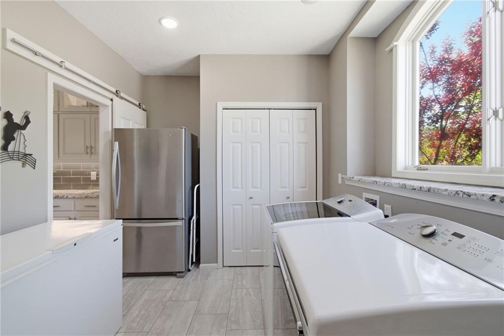 1025 Northeast Moss Point Road Lee's Summit, MO 64064 - Photo 65 of 96
