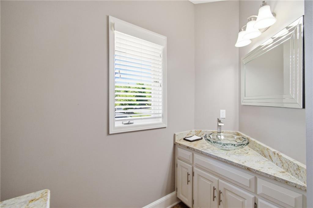 1025 Northeast Moss Point Road Lee's Summit, MO 64064 - Photo 66 of 96