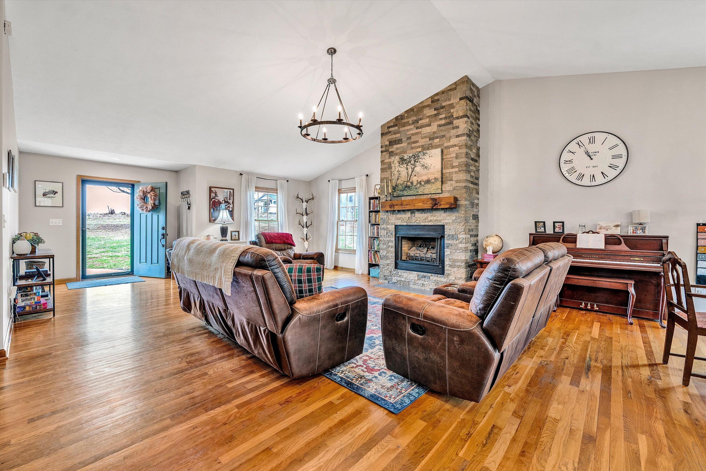 665 Black Rock Road Rocky Mount, VA 24151 - Photo 8 of 35 08-SGP-13